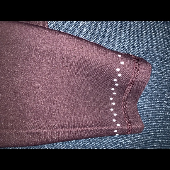 NWT In Focus Run Tight - Picture 3 of 4